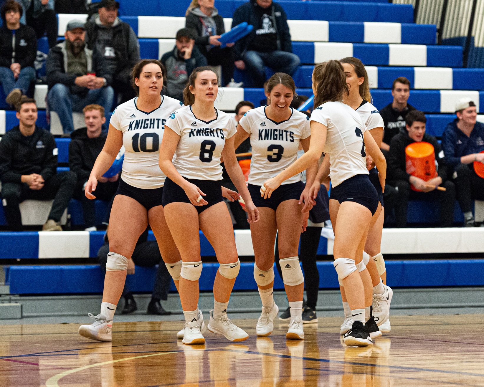 Women's Volleyball Sweeps Visiting Condors in Home Opener