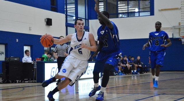 Men's Basketball Fall to Cougars