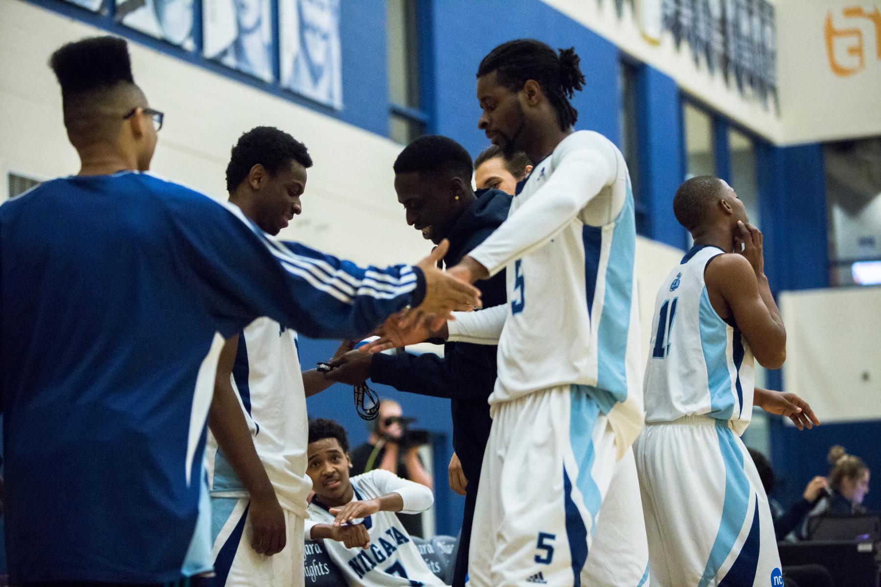 RECAP: Buzzer beater propels Knights to victory