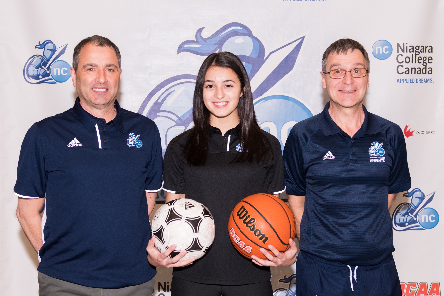 NEWS: Dual sport standout Lauren Frasca signs with Knights women's basketball and soccer
