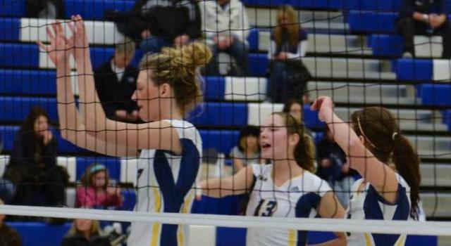 Knights Women's Volleyball Team Sweep The Panthers