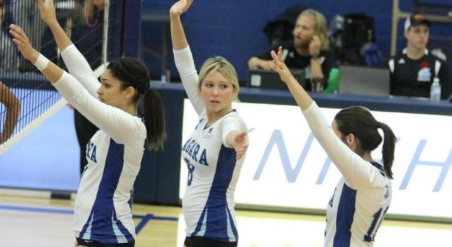 Women's Volleyball Defeated by Fanshawe