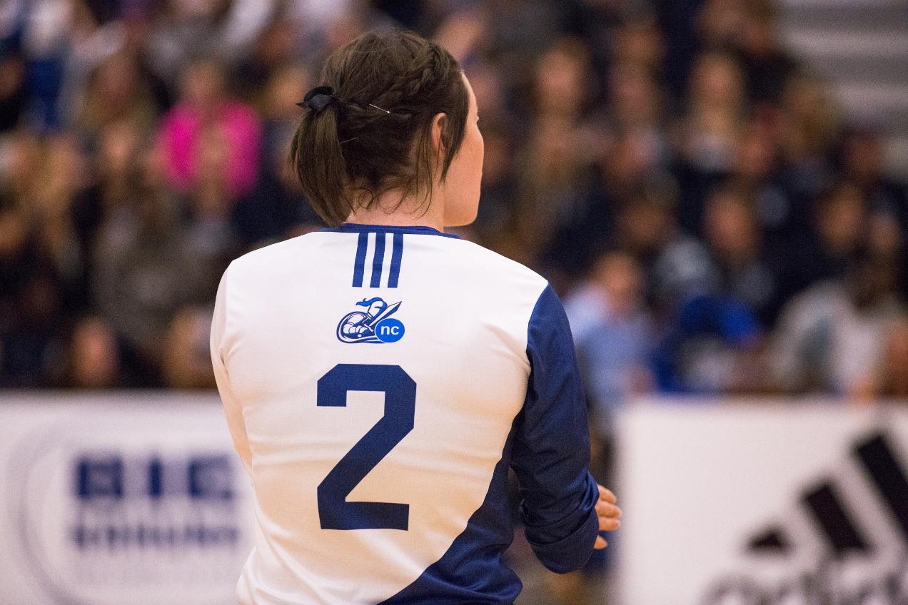 RECAP: Women's Volleyball earn split against Sudbury opponents