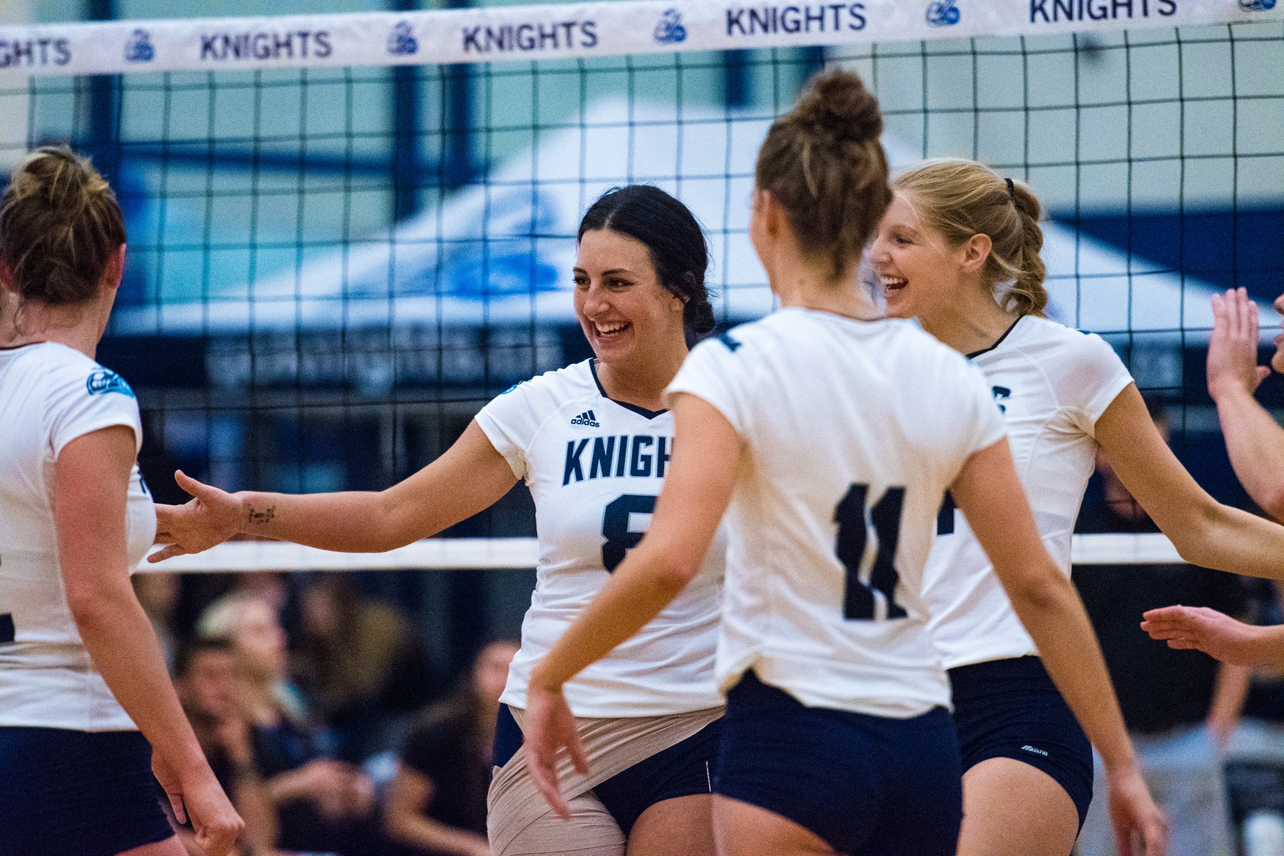 RECAP: Knights earn second consective win with 5 set victory over Saints