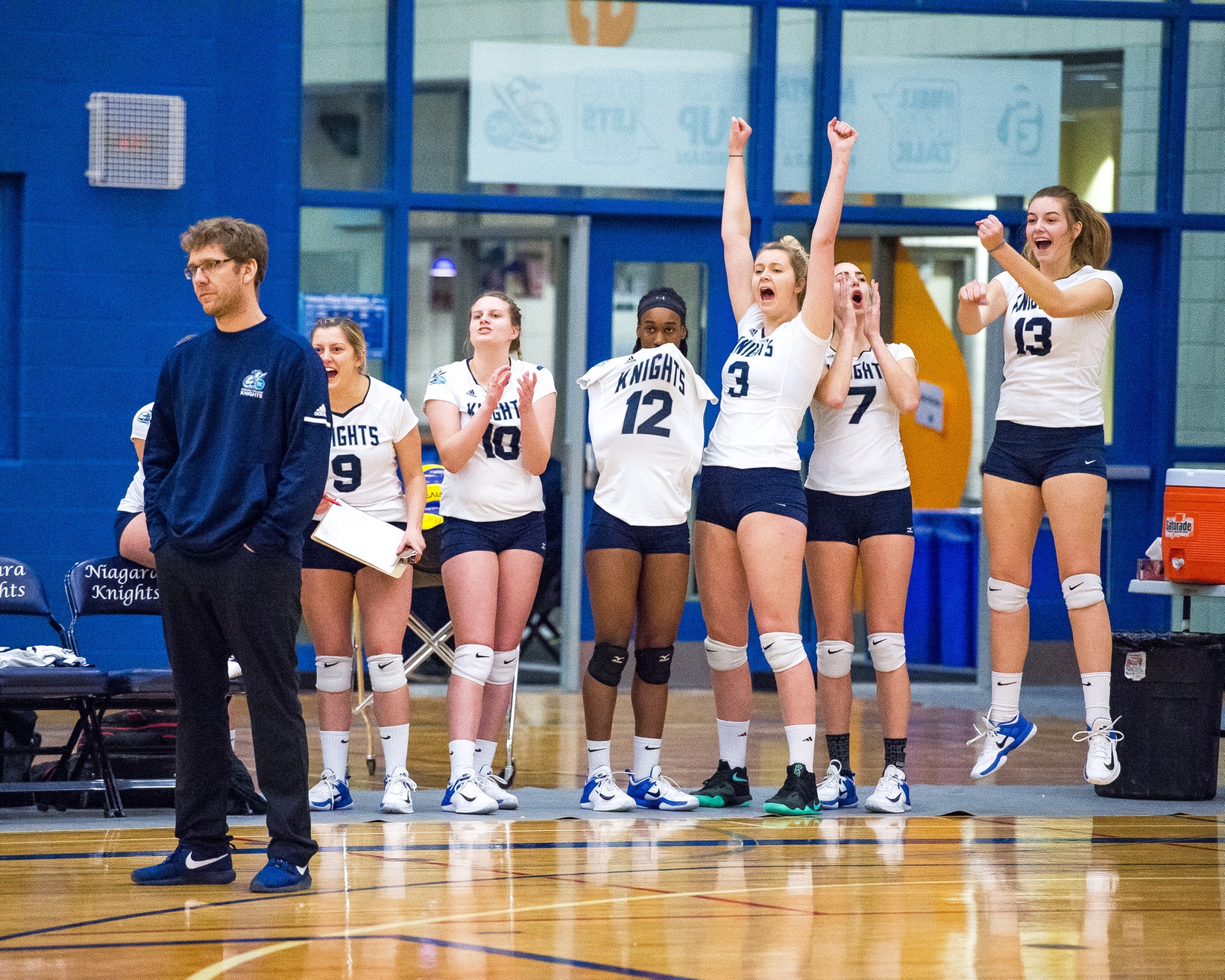 RECAP: Knights advance to OCAA Championships with 5 set victory over Thunder