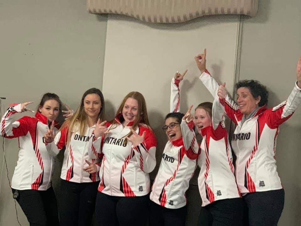 McKenna McGovern (second to the left) and her Team Ontario Teammates at the Canadian Junior Championships in January 2020